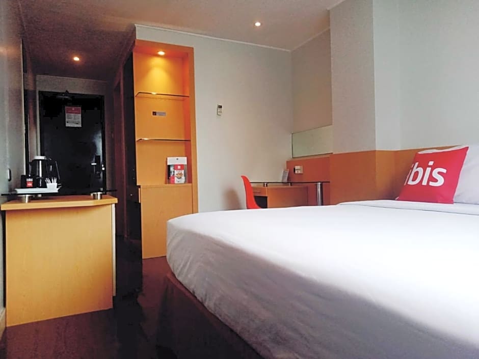 Photo 1 of 4 of Superior Double Room - City Side 