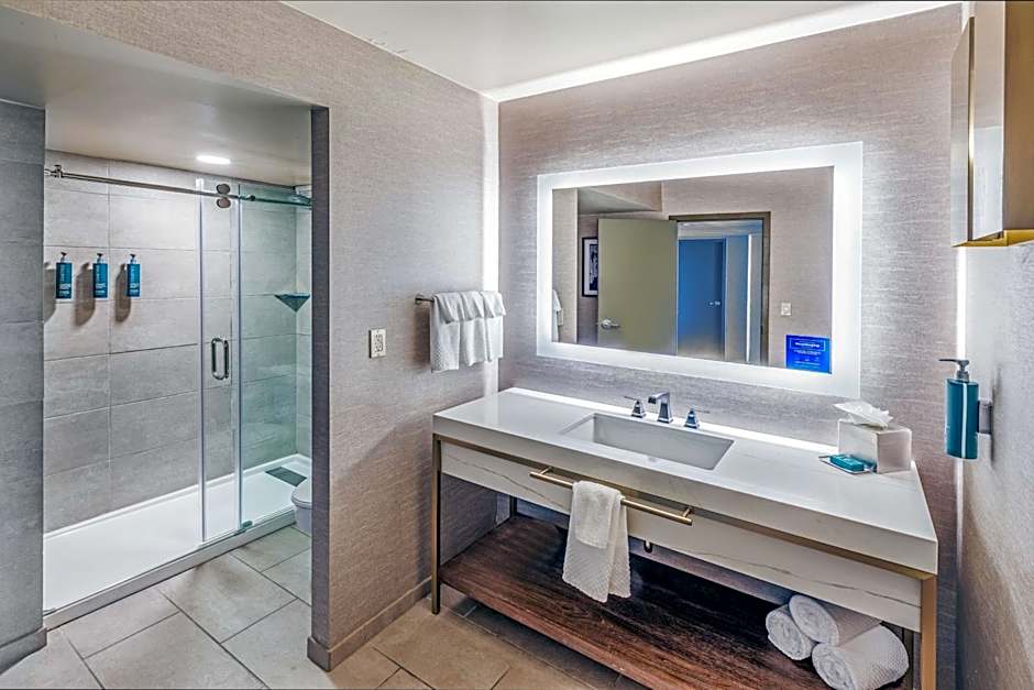 DoubleTree By Hilton Hotel Tulsa-Downtown