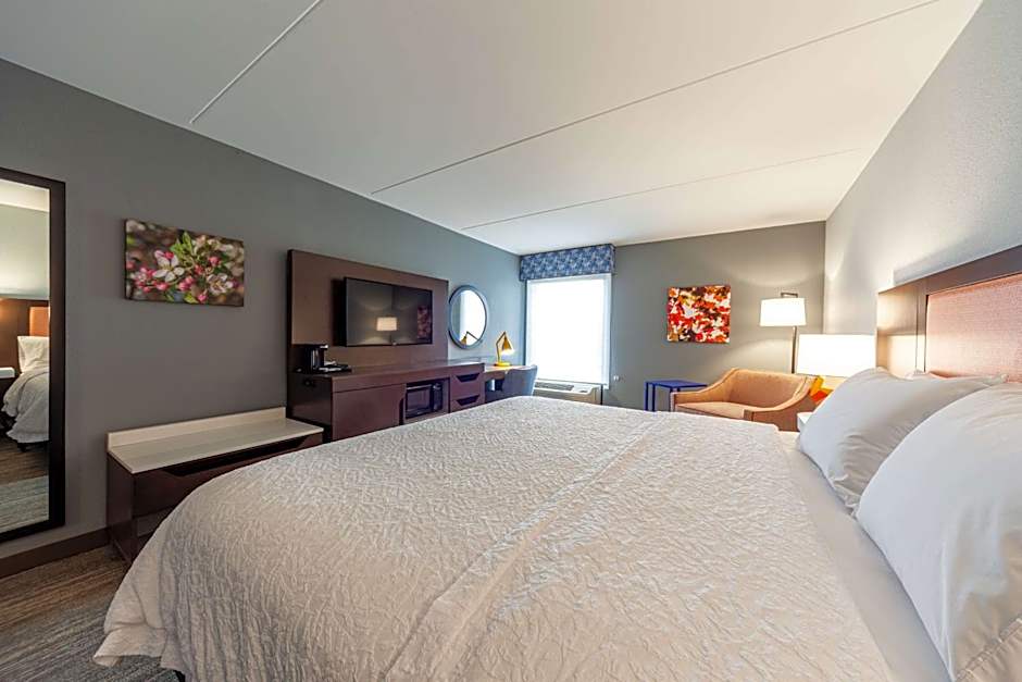 Hampton Inn Winchester N/Conference Center