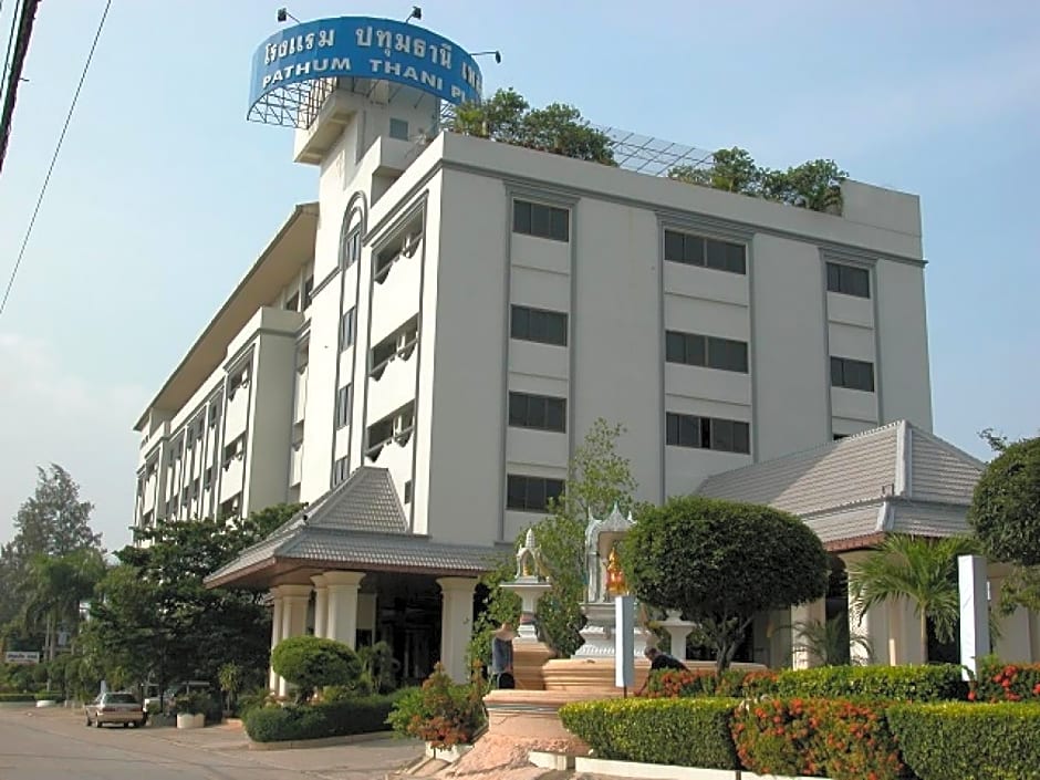 Pathum Thani Place Hotel