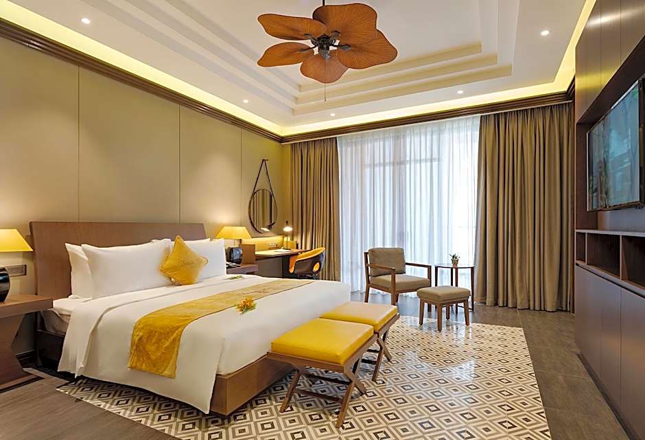 Senna Hue Hotel