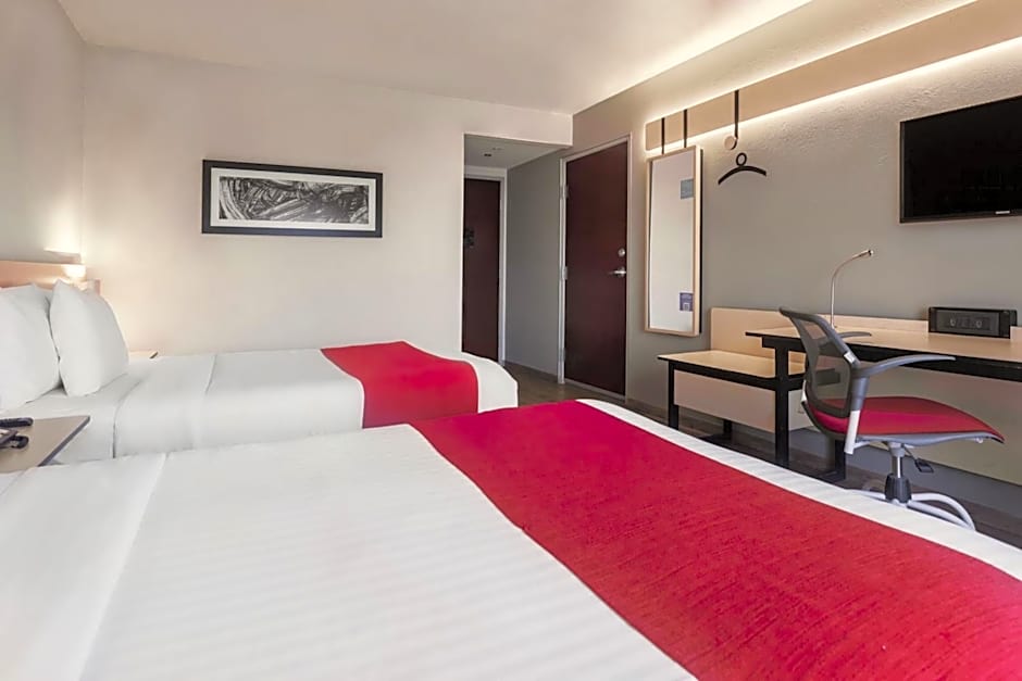 City Express by Marriott Leon