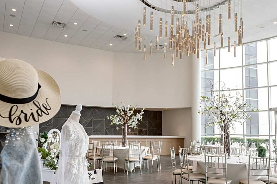 Sheraton Eatontown Hotel