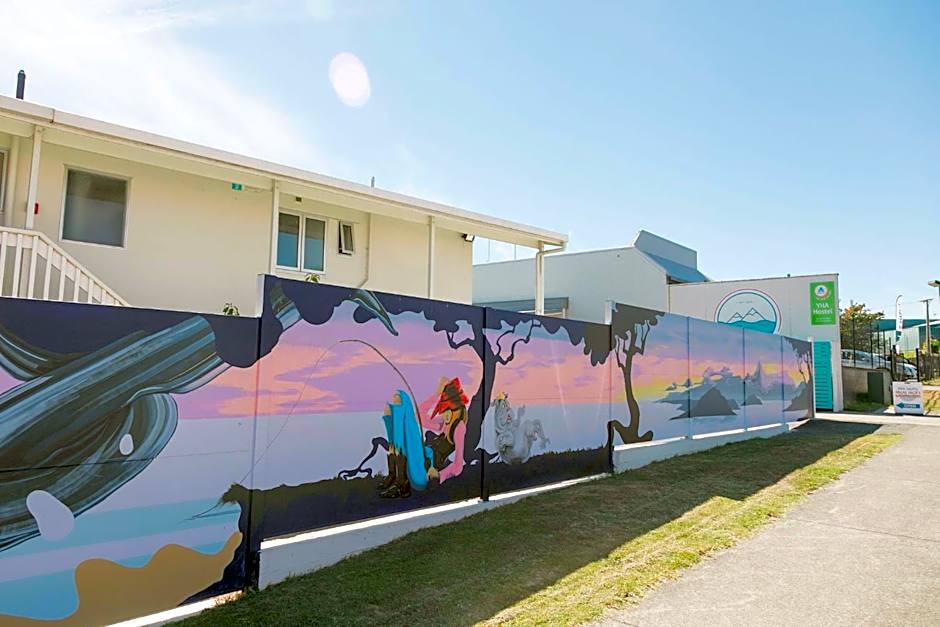 Finlay Jack's Backpackers