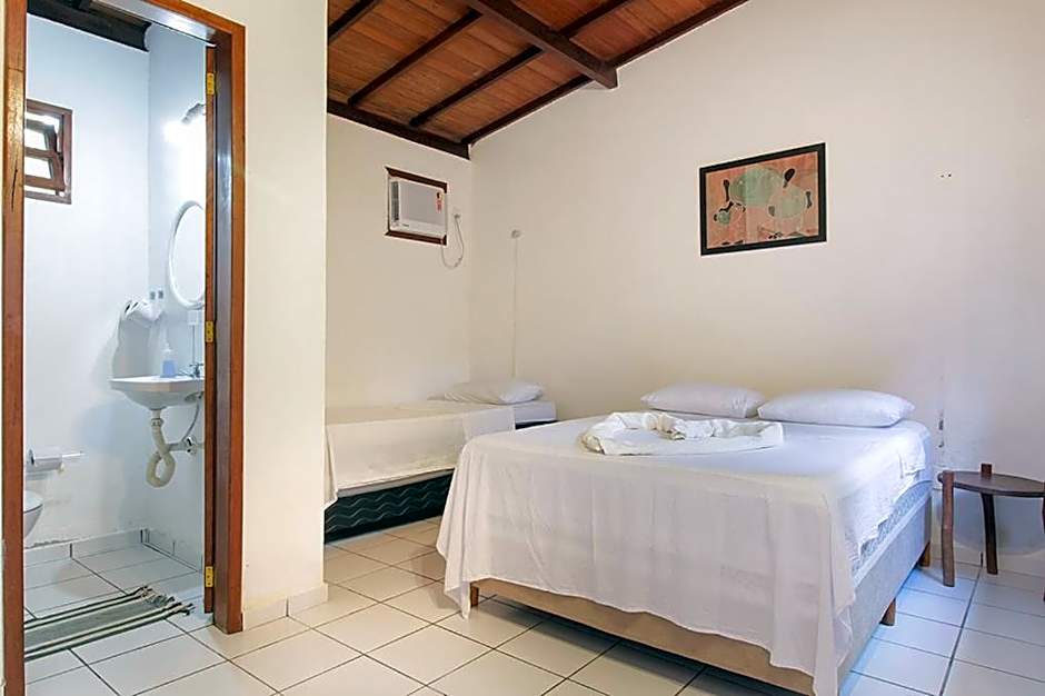 Novos Baianos Hostel e Pousada