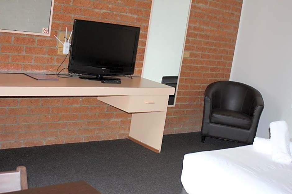 Bega Downs Motor Inn