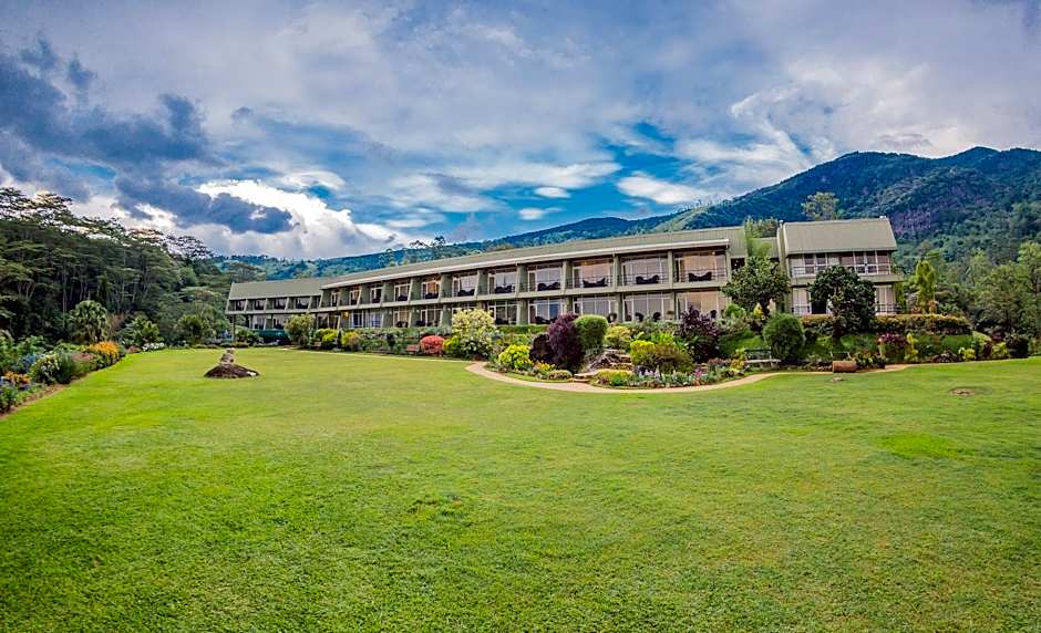 Hunasfalls Hotel