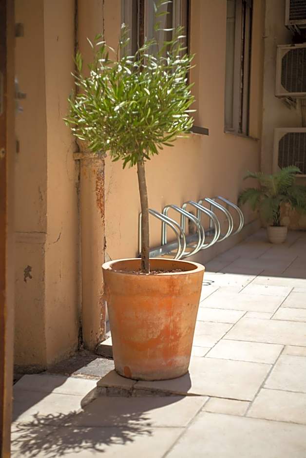 Lyo Hôtel - Centre Lyon Perrache