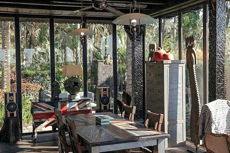 Most Exotic Beachfront Villa Keong