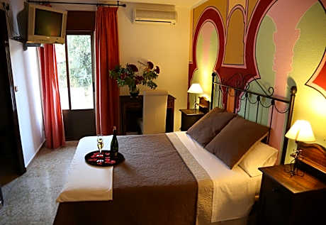 Hotel Puerta Nazarí