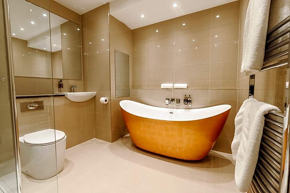 New House Country Hotel