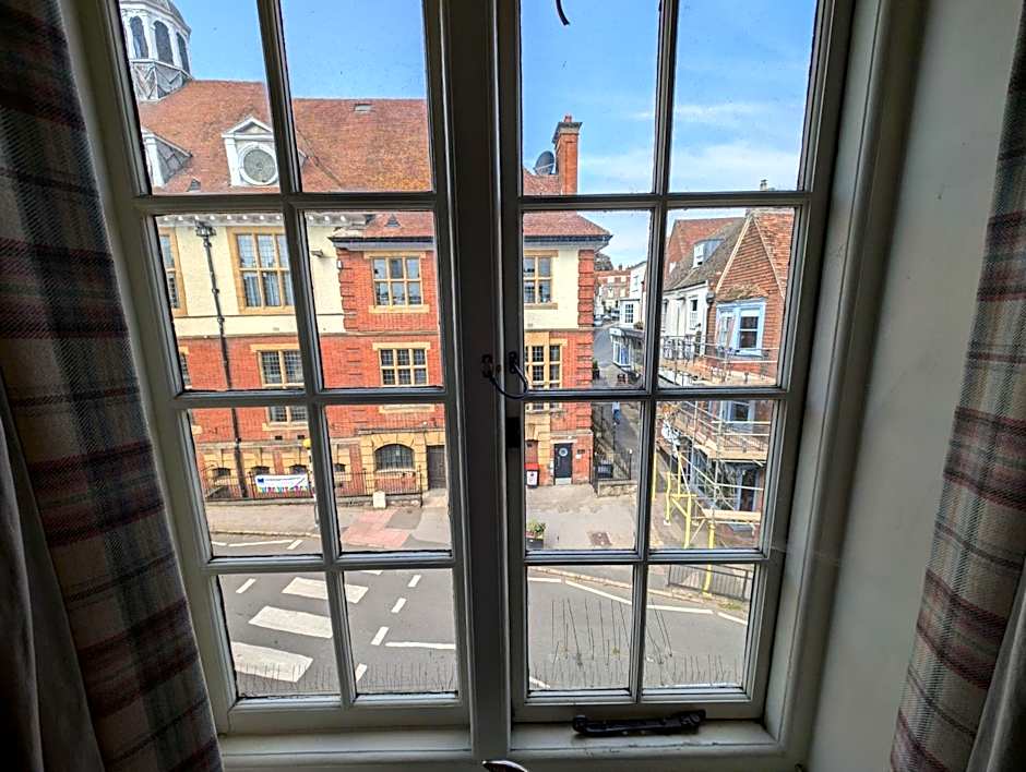 The Bear Marlborough