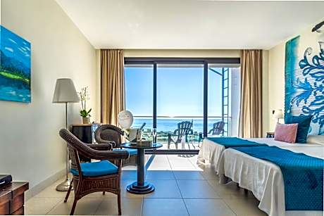 Twin Room with Shower