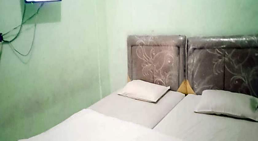 Acintyya Homestay Syariah RedPartner