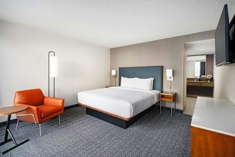 King Room with Sofa Bed