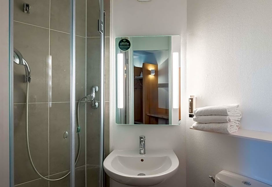 B&B HOTEL Lille Lezennes Stade Pierre Mauroy