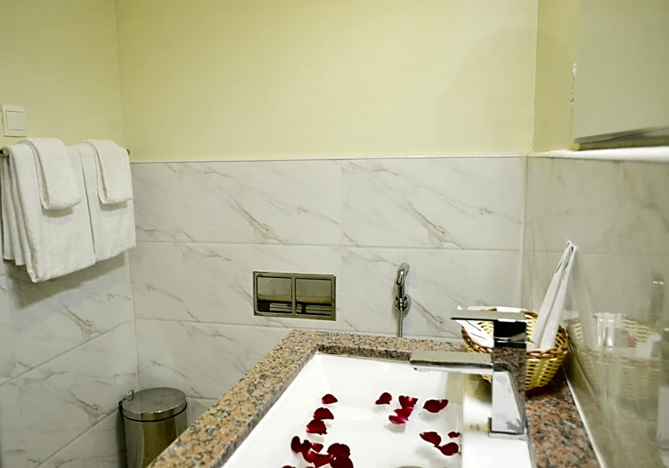 Hotel Broadway Yangon