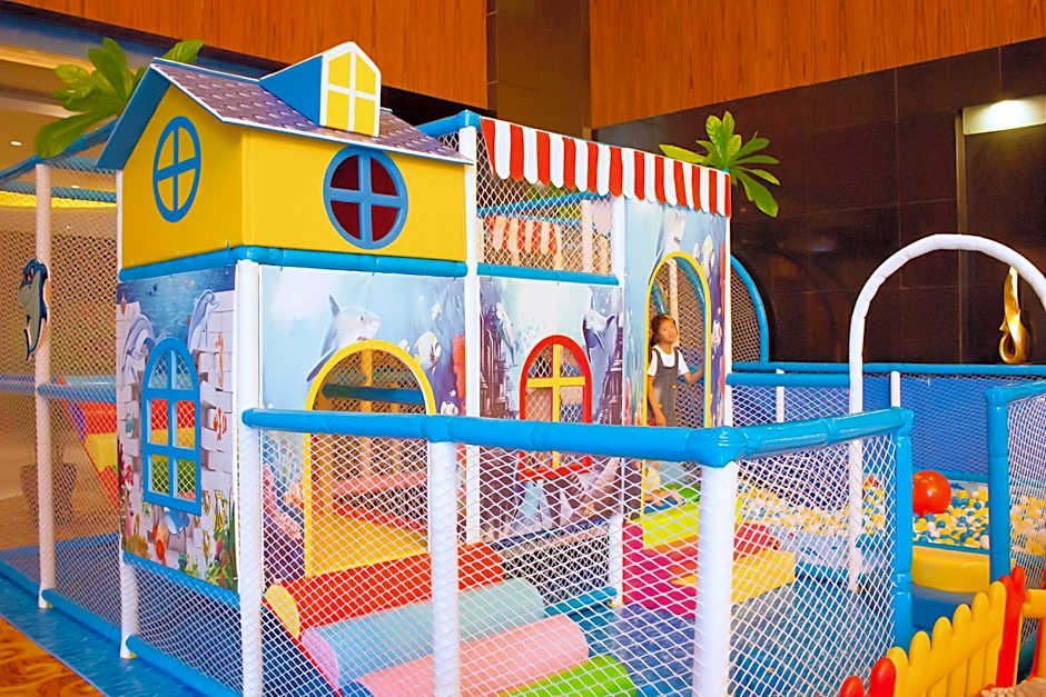 Crowne Plaza Yantai Sea View By IHG