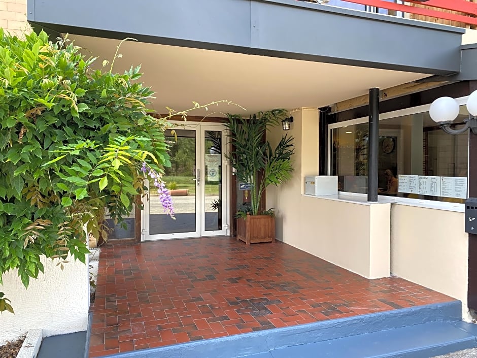 Logis Hotel Paris Madrid