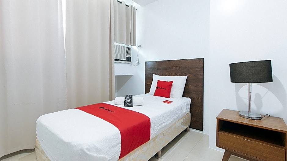 RedDoorz near Osmena Highway 1