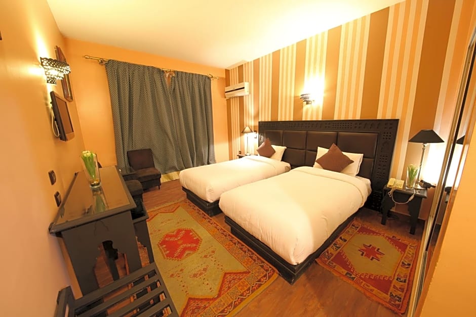 Hotel Akouas