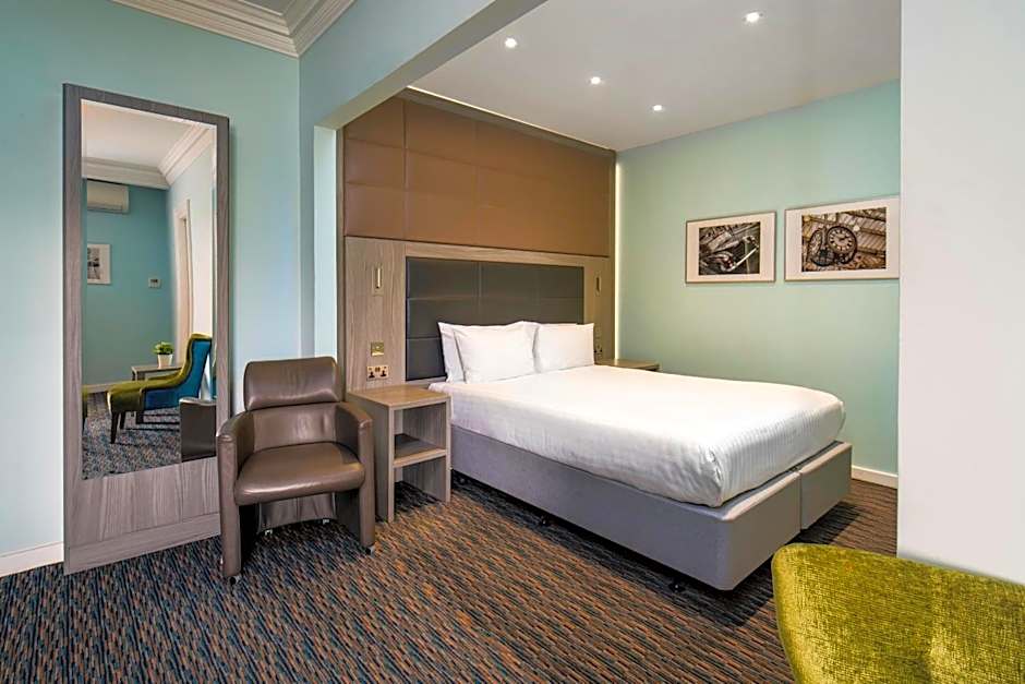 London Chigwell Prince Regent Hotel, BW Signature Collection