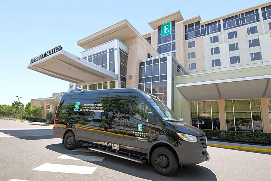 Embassy Suites By Hilton Elizabeth-Newark Airport
