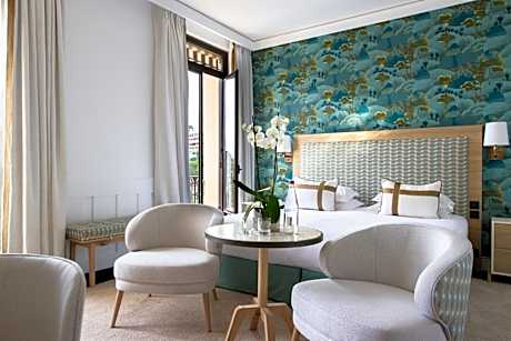 Deluxe Double or Twin Room with Sea View