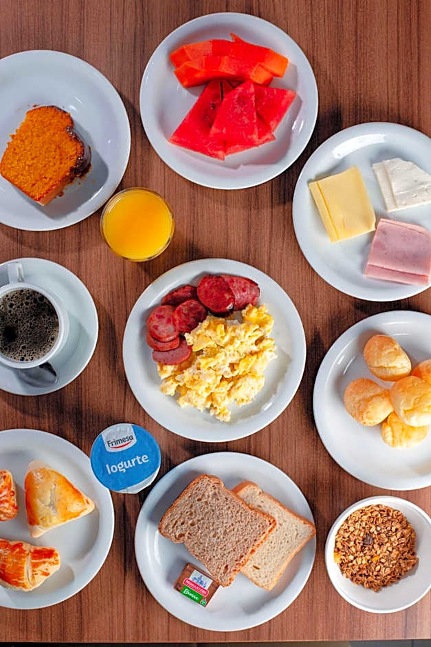 Ibis Curitiba Shopping