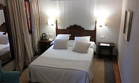 Standard Double Room (3 Adults)