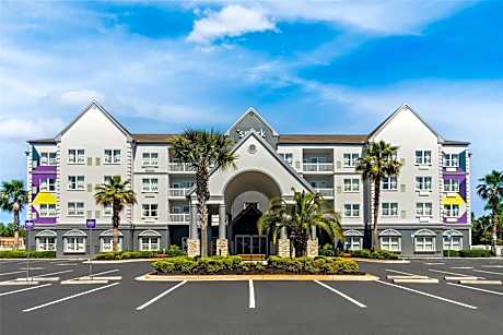 Spark by Hilton Panama City Beach