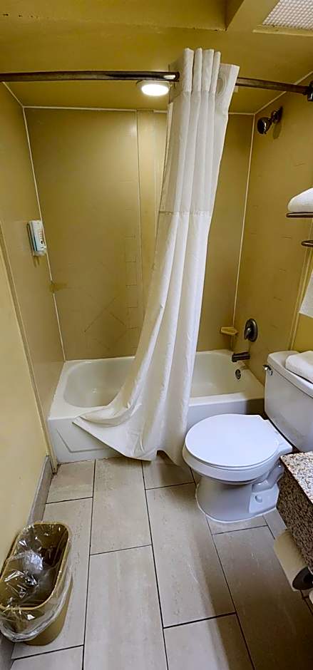 Quality Inn Albany Ga