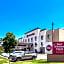 Best Western Plus Airport Inn & Suites