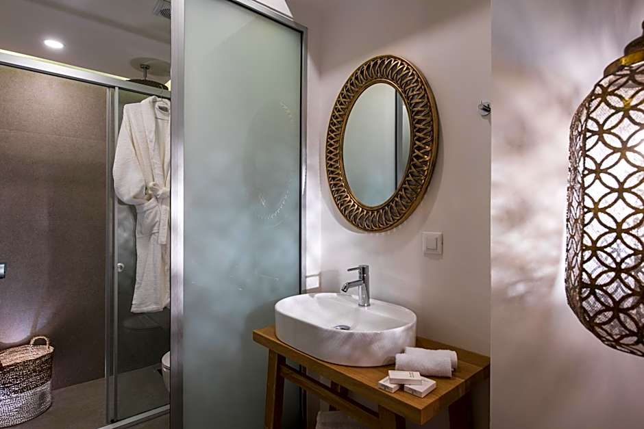 Omiros Boutique Hotel (Adults Only)