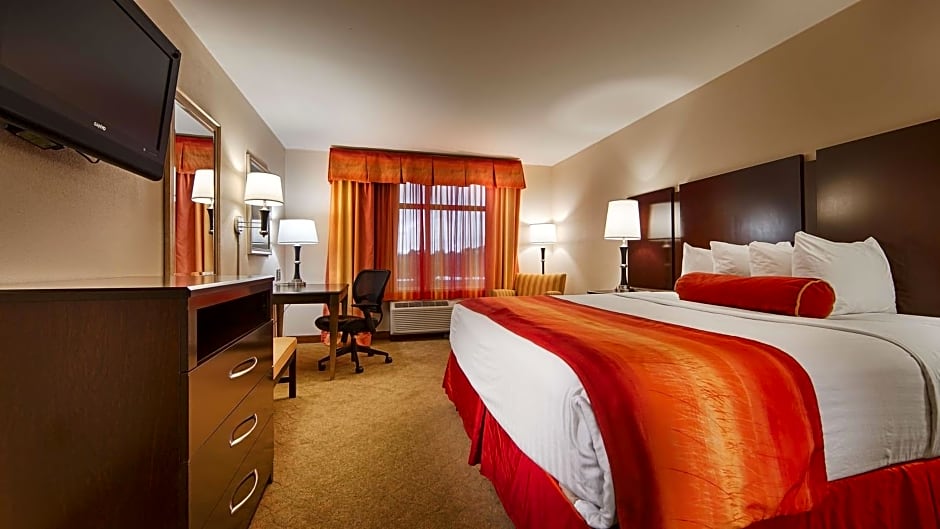 Best Western Plus Cecil Field Inn & Suites