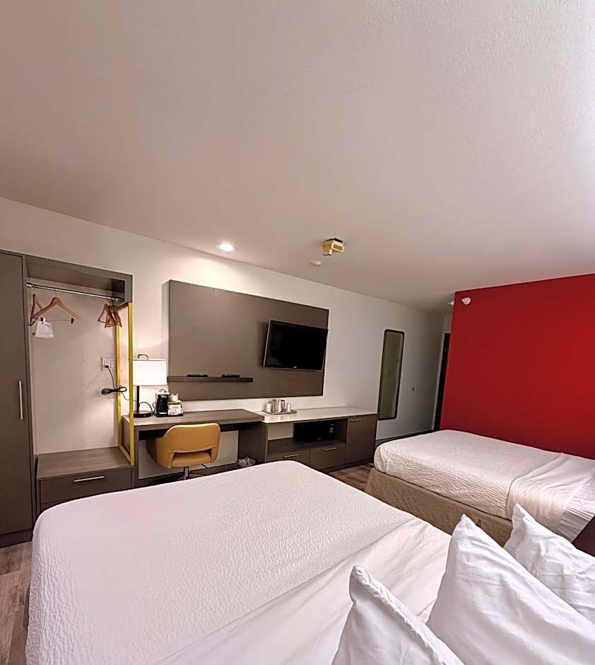 Ramada Limited Bloomington