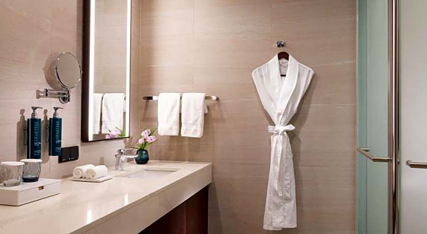DoubleTree By Hilton Seoul Pangyo