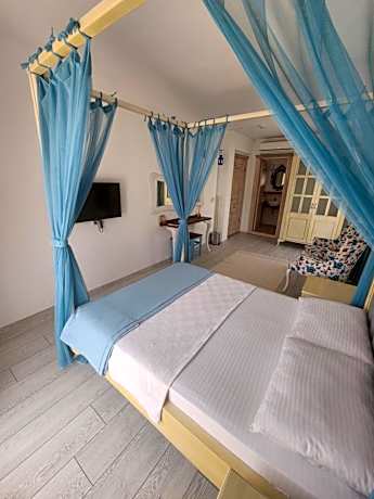 Suite with Balcony