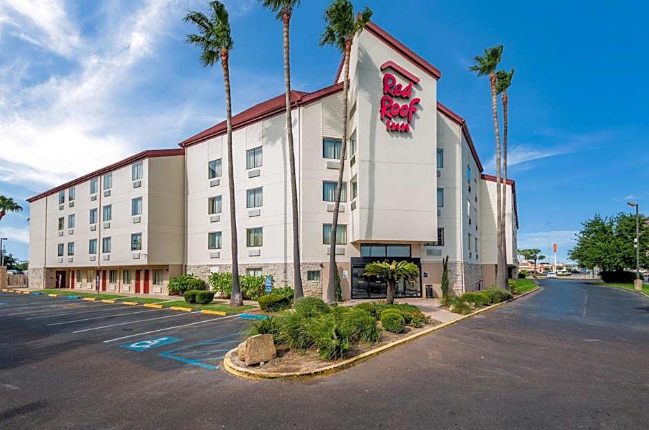 Photo 1 of 35 of Red Roof Inn Laredo