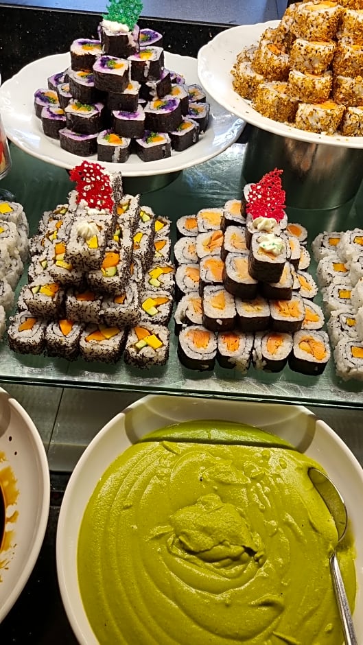 J'Adore Deluxe Hotel & Spa