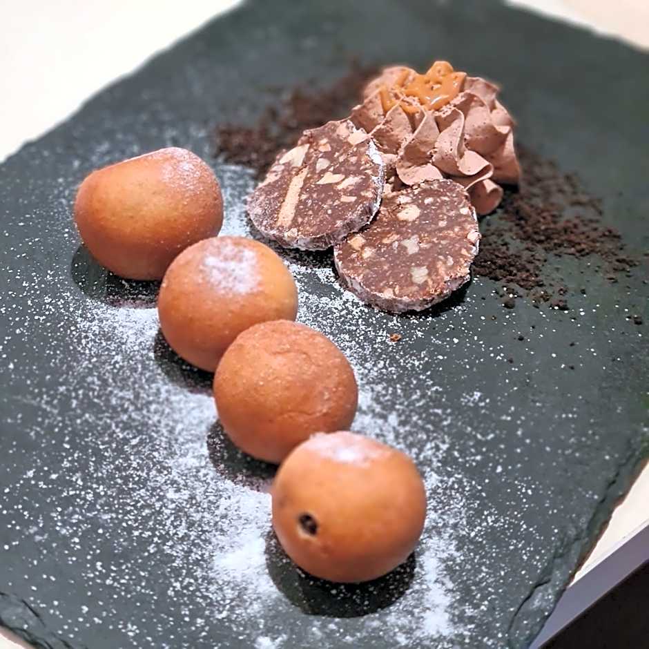 Escuderos Hotel Cruz