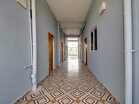 Hotel O G7 Residency