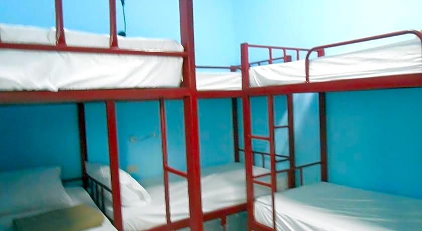 Lucky Backpackers Hostel