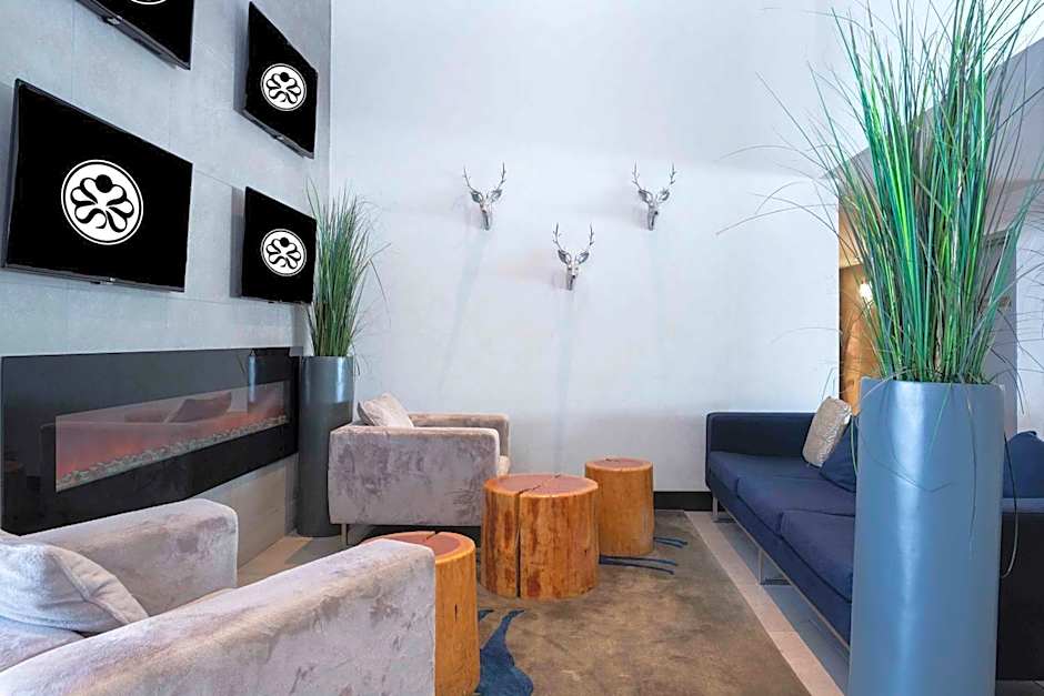 Sandman Signature Hotel & Suites Prince George