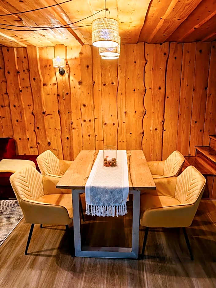 DOMEK NA GÓRACH z GORĄCĄ BALIĄ