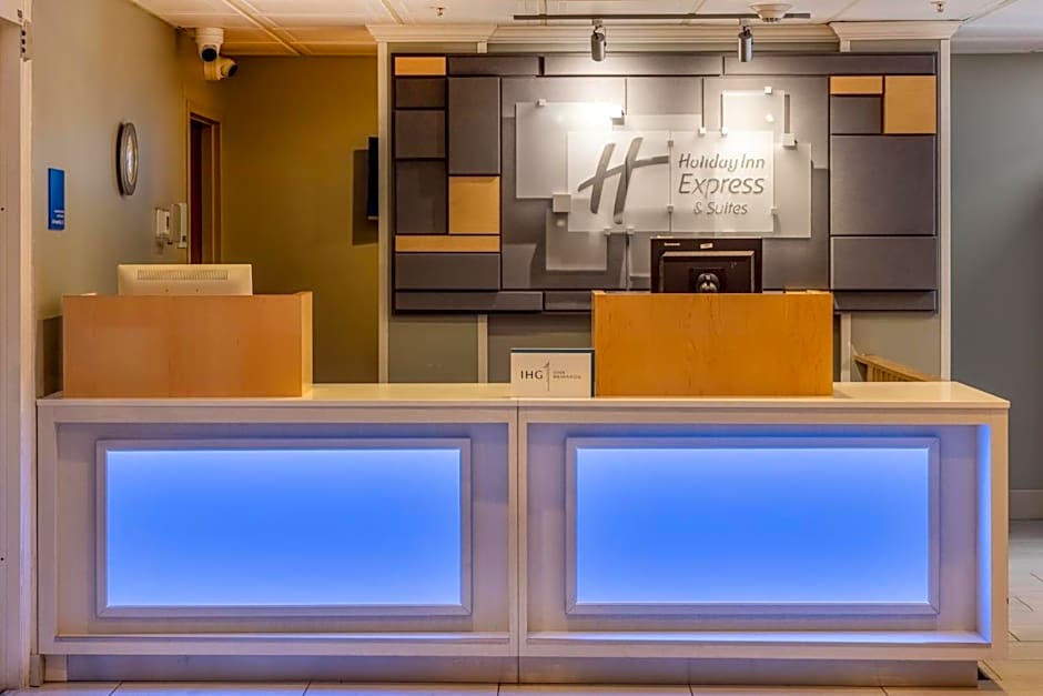 Holiday Inn Express Hotel & Suites Salisbury - Delmar By IHG