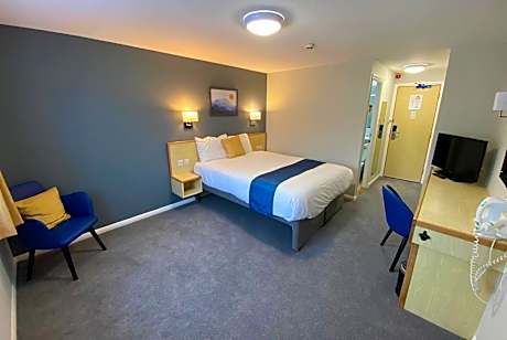 1 Double Bed Mobility Accessible Room Non-Smoking