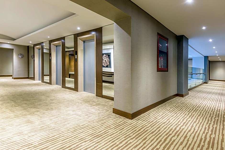 NH Collection Bogotá Royal Teleport