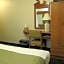 Microtel Inn & Suites by Wyndham Eagle River/Anchorage Are