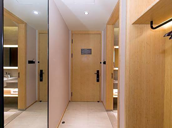 JI Hotel Shanghai Qibao Qixin Road